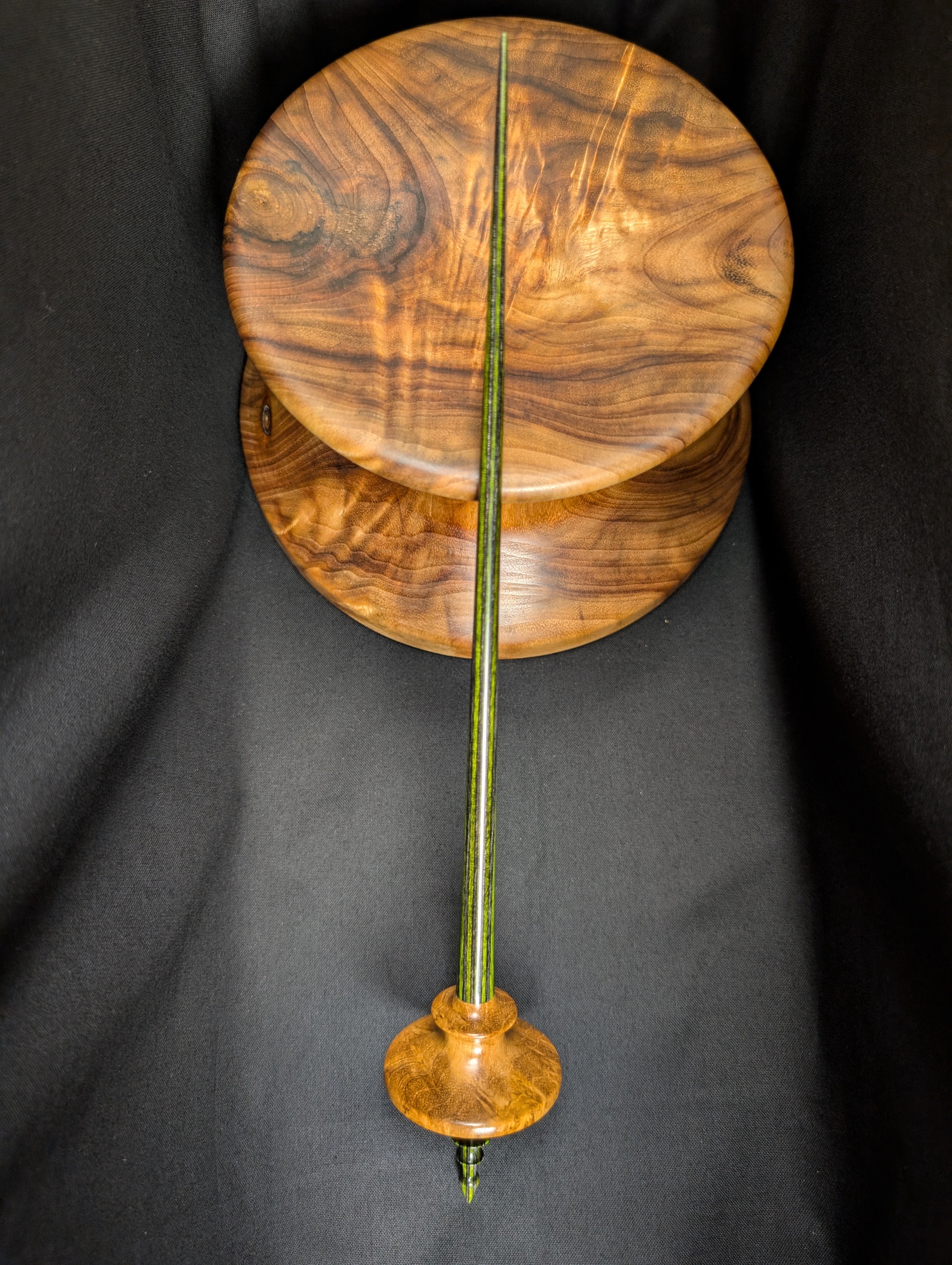 Teak Burl "Tibeadan" Support Spindle