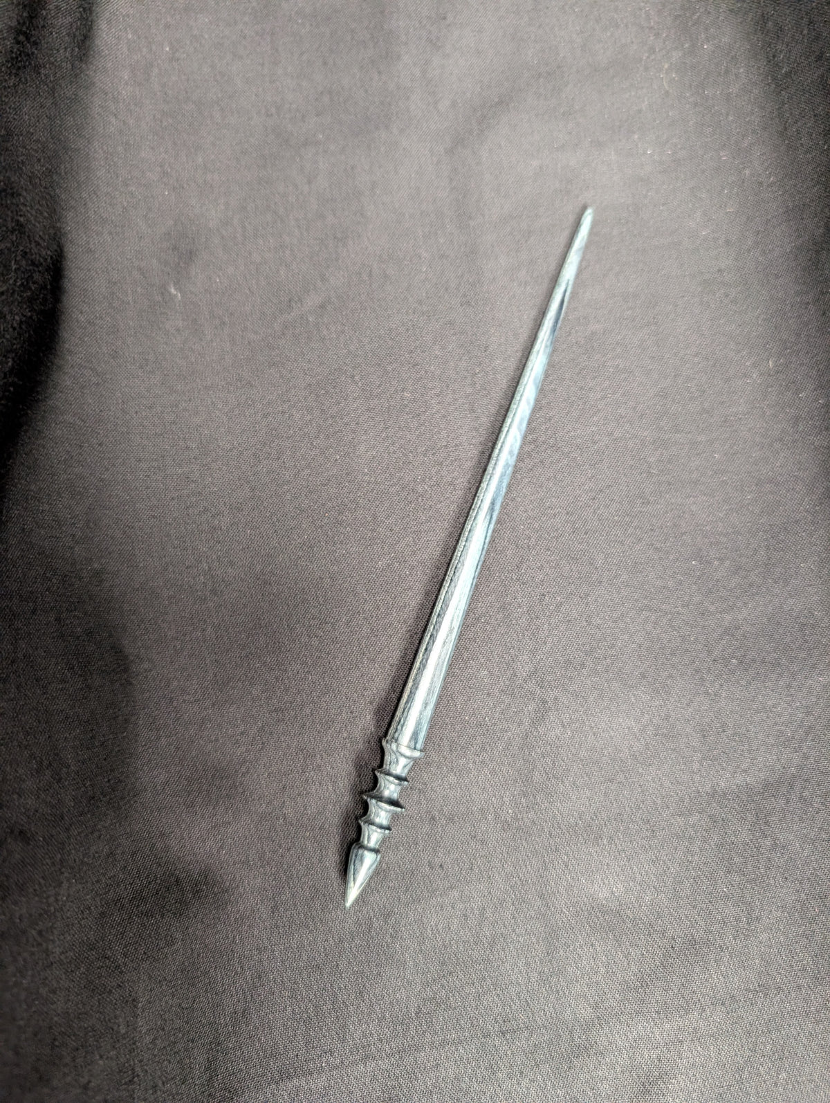 Hair Stick (Dymalux, "Charcoal")